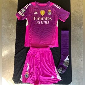 Kids Real Madrid 25/26 Goalkeeper Jerseys